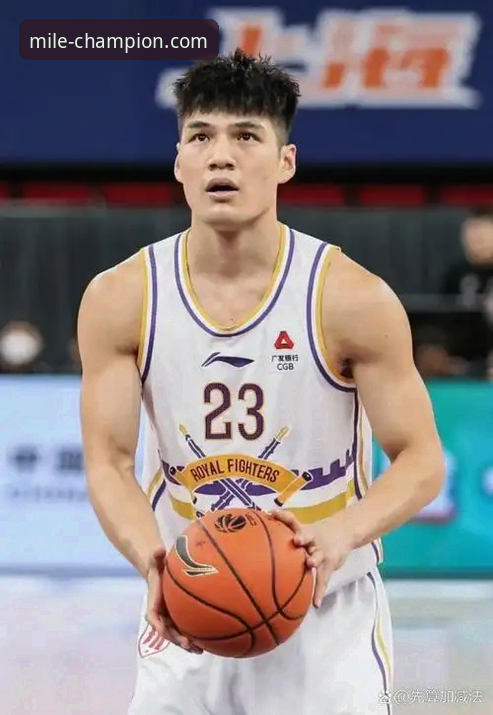 CBA状元陈国豪回避条款升级 关键卡位战无缘登场详解